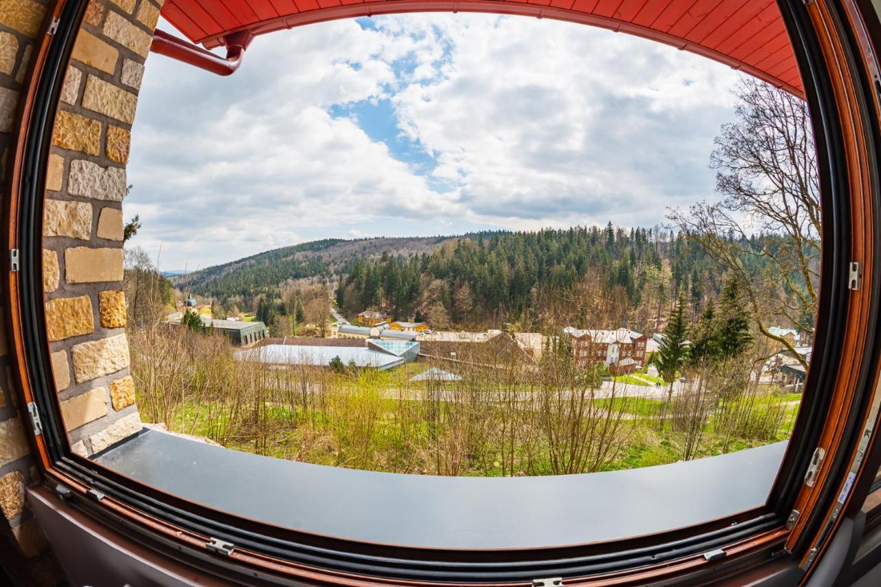 Penzion Zamecek Johannisbad Exterior foto